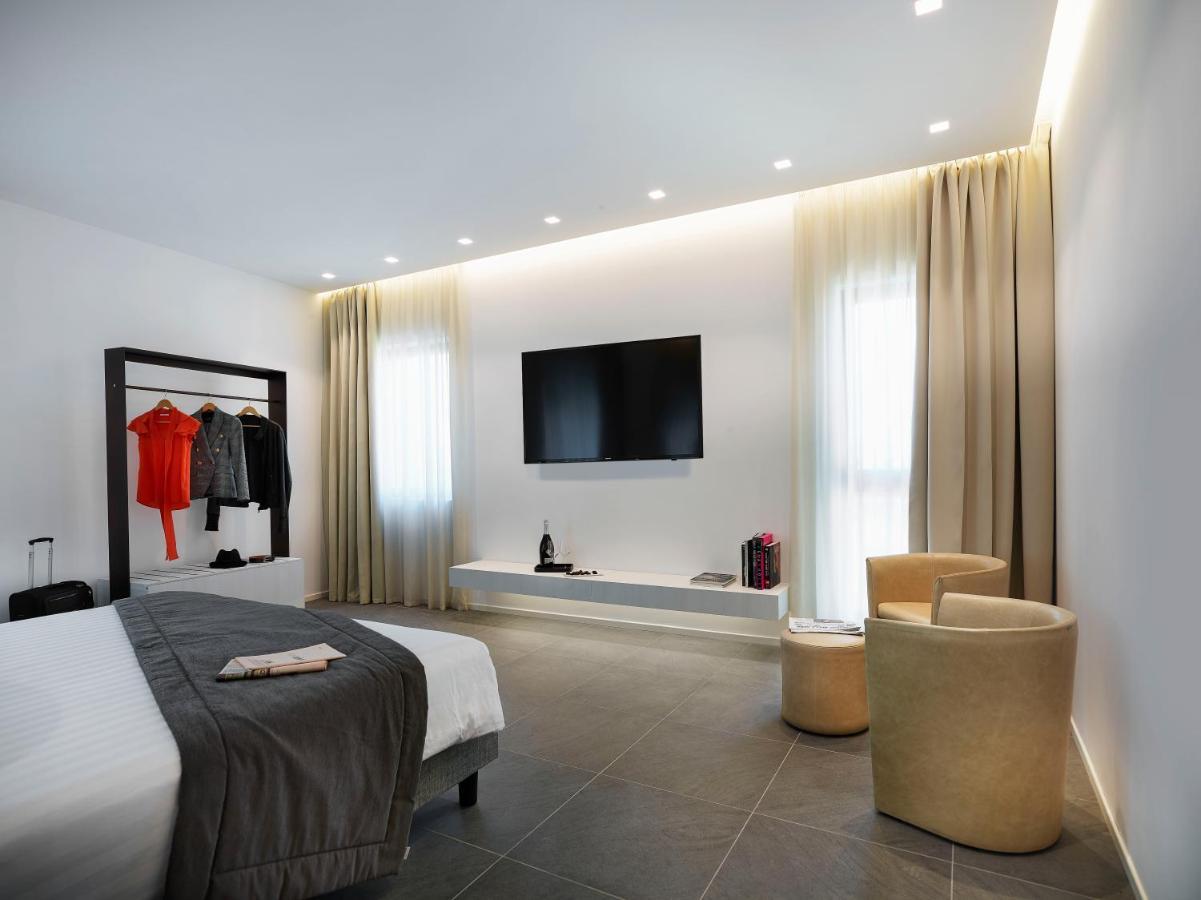 Boutique Touring Hotel 3*